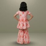 Garden of flowers - Image 6